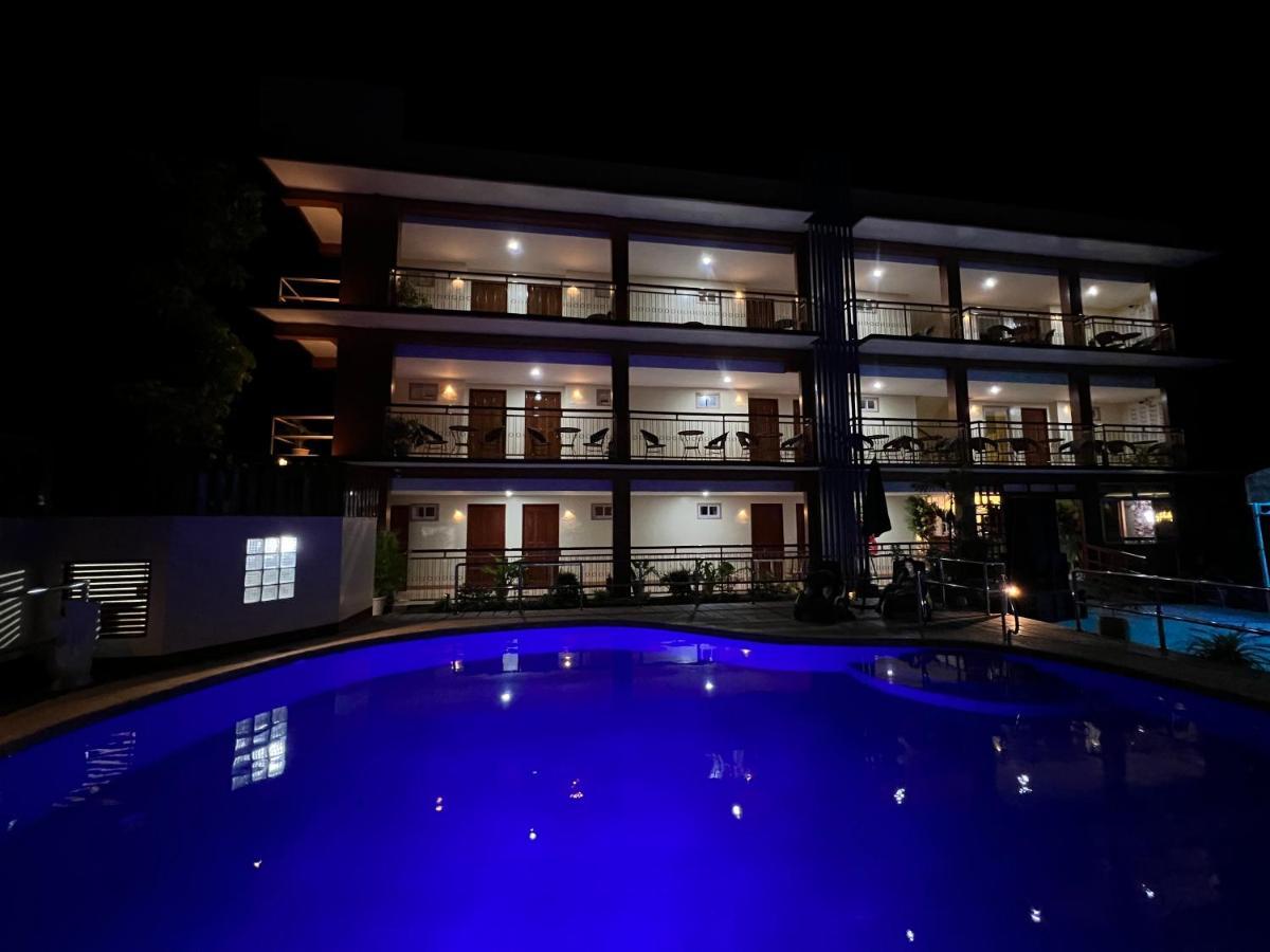 Rufana Suites Moalboal Dış mekan fotoğraf